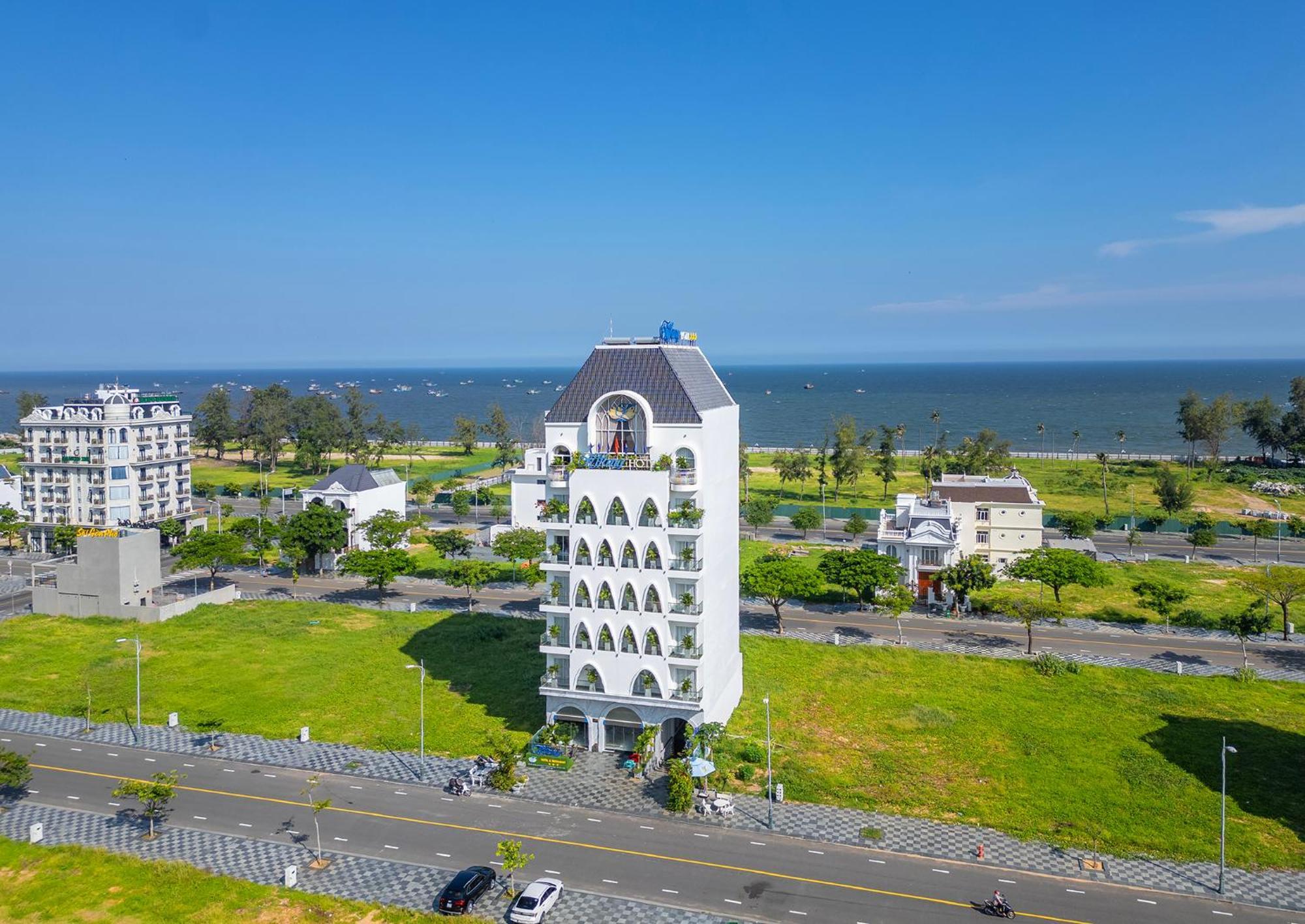 Tiffany Hotel & Restaurant Phan Thiet Exterior foto